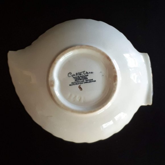 Carlton ware Green Apple blossom leaf plate - Picture 6 of 8